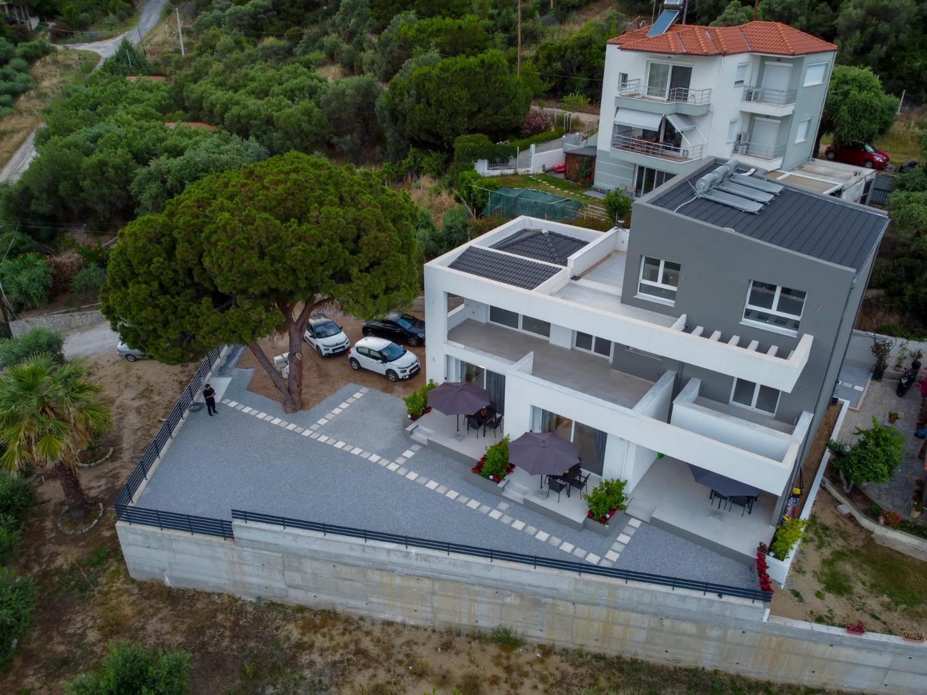 Aquarama Suites Nea Iraklitsa Exterior photo
